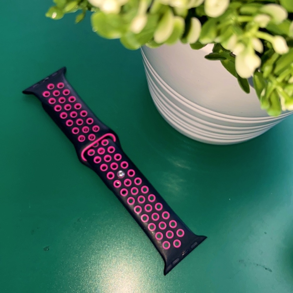 Pink & Black Sport Band 40/44MM
